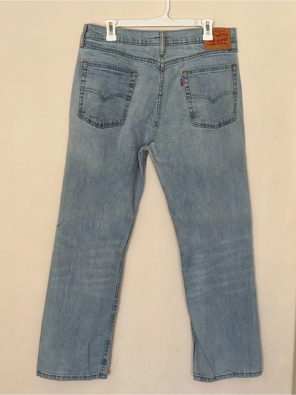 Levi’s Men's Straight-Leg Jeans in Wash Light Blue